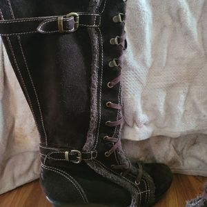 Women's calf high boots